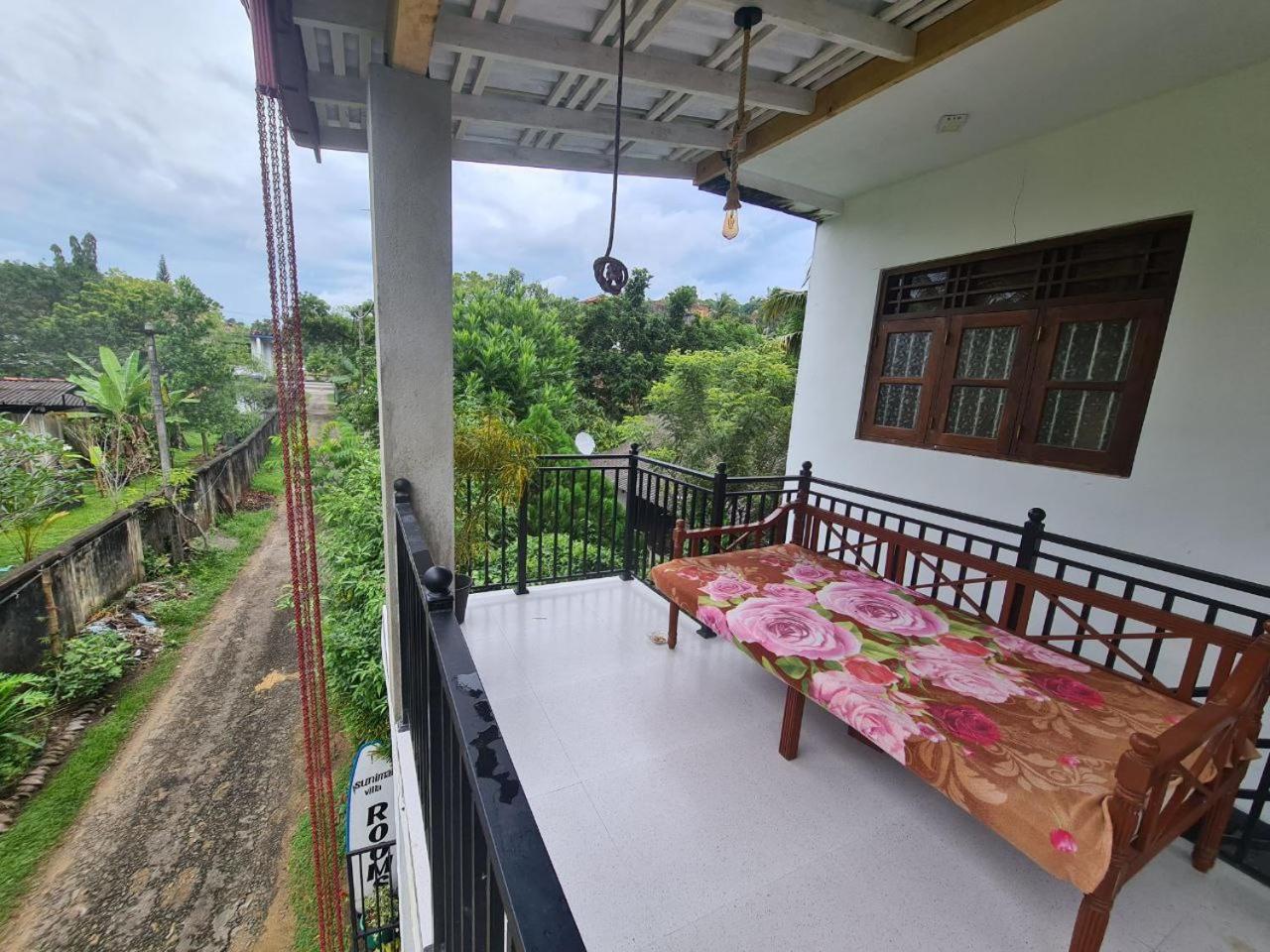 Villa Sunimal Unawatuna Exterior photo